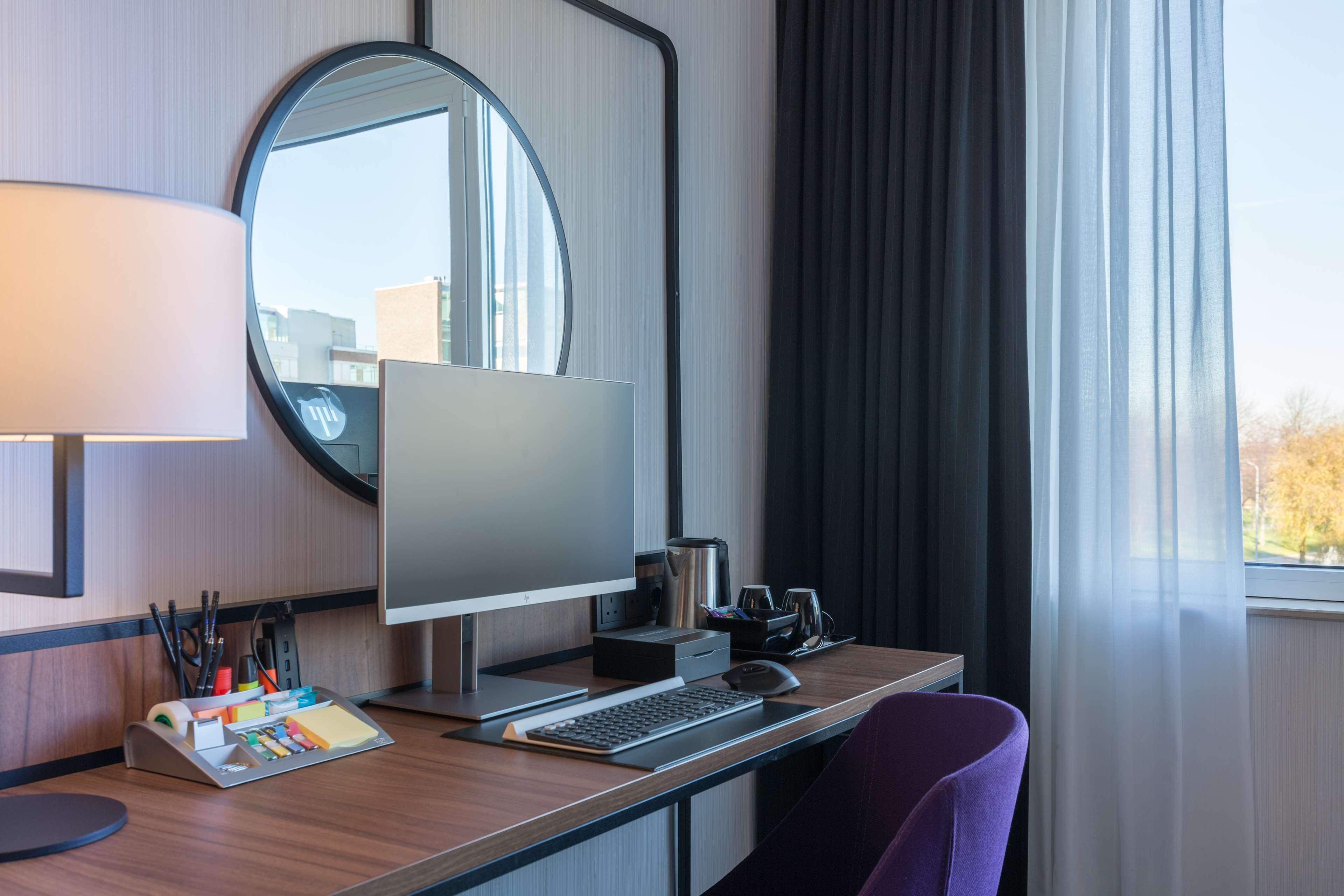 Radisson Blu Hotel Amsterdam Airport, Schiphol Схипхол Екстериор снимка