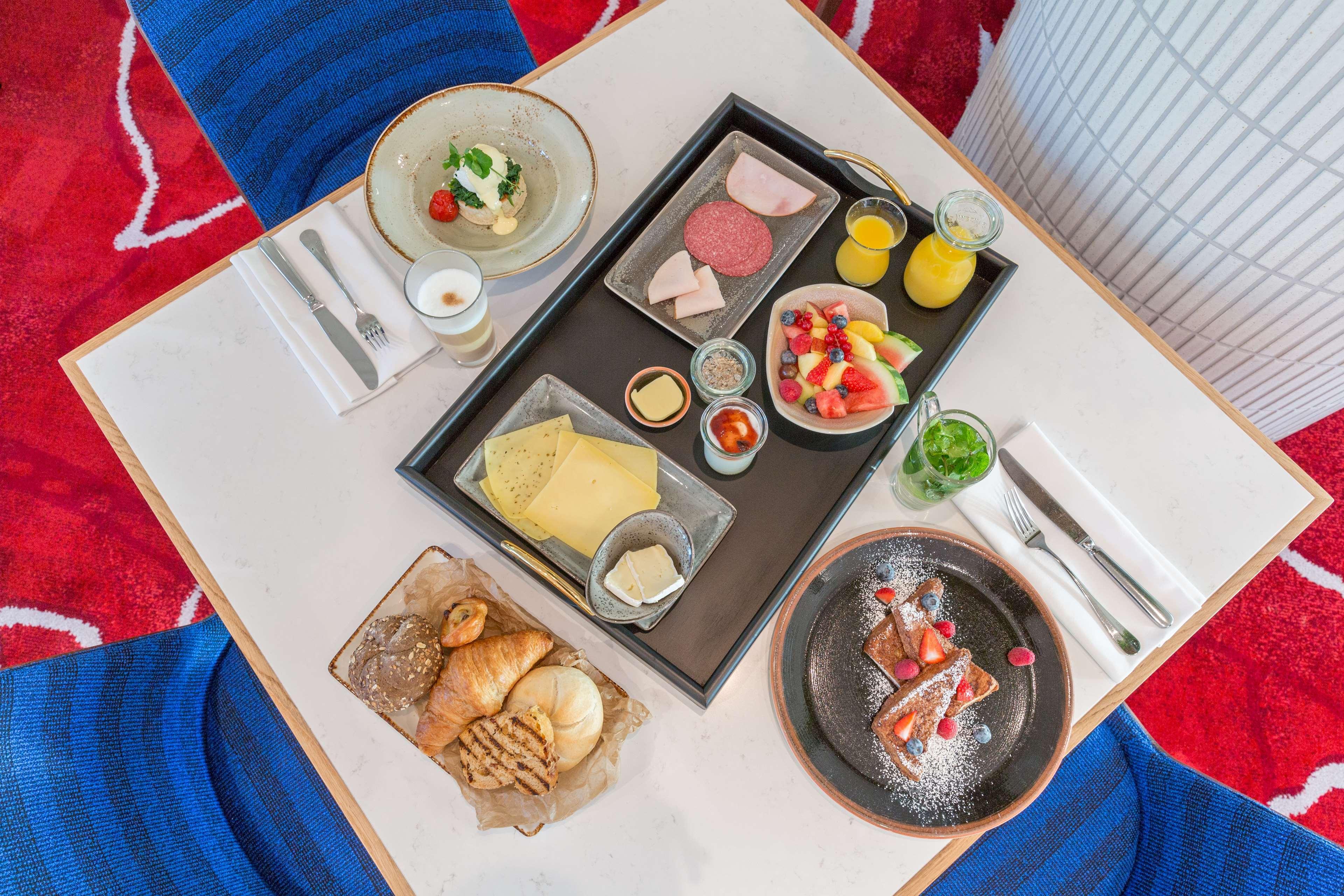 Radisson Blu Hotel Amsterdam Airport, Schiphol Схипхол Екстериор снимка